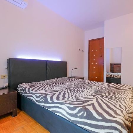 Intero Alloggio: Appartamento Bergamo Exteriör bild